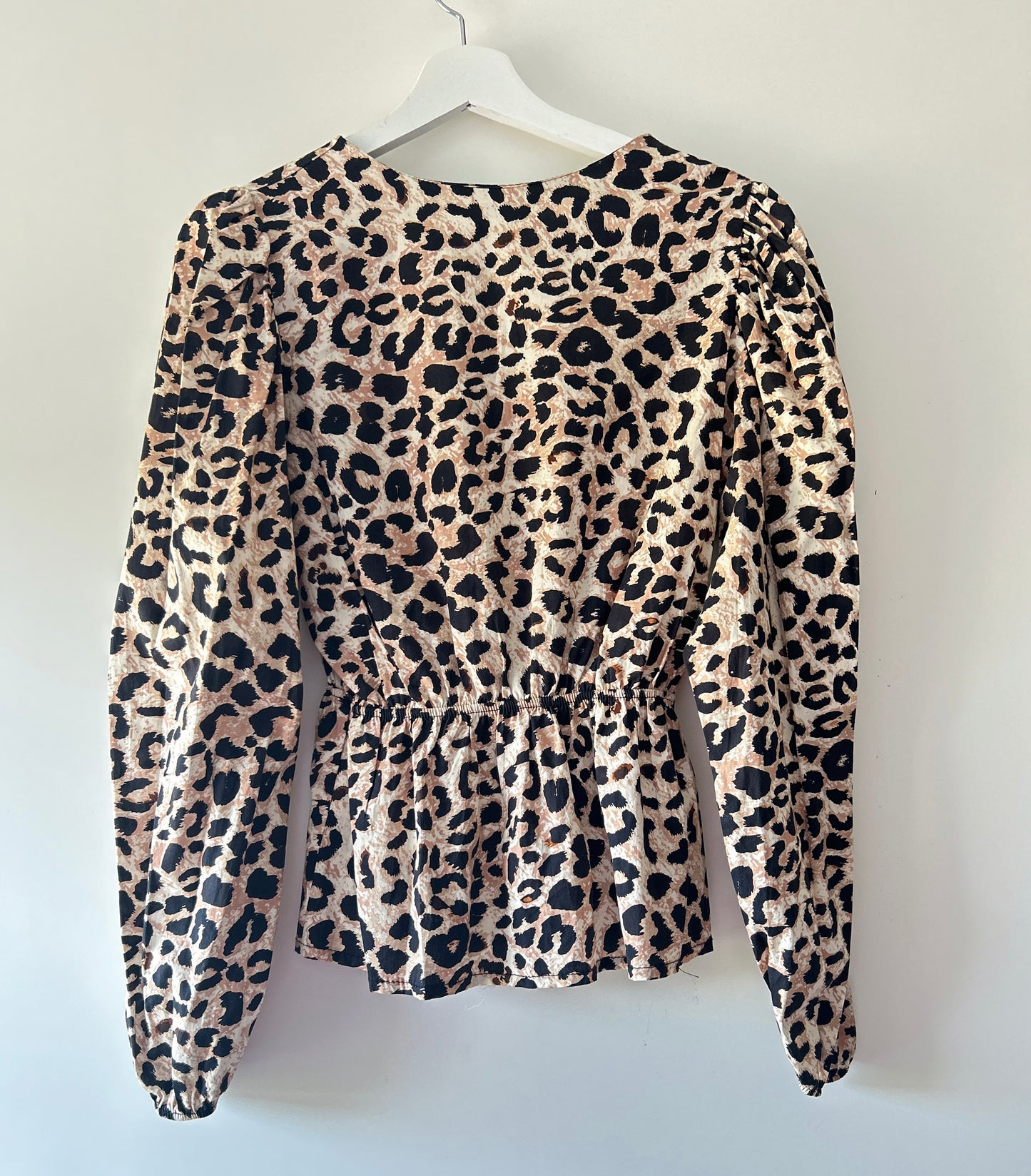 Top - cheetah print met strikjes Ambika
