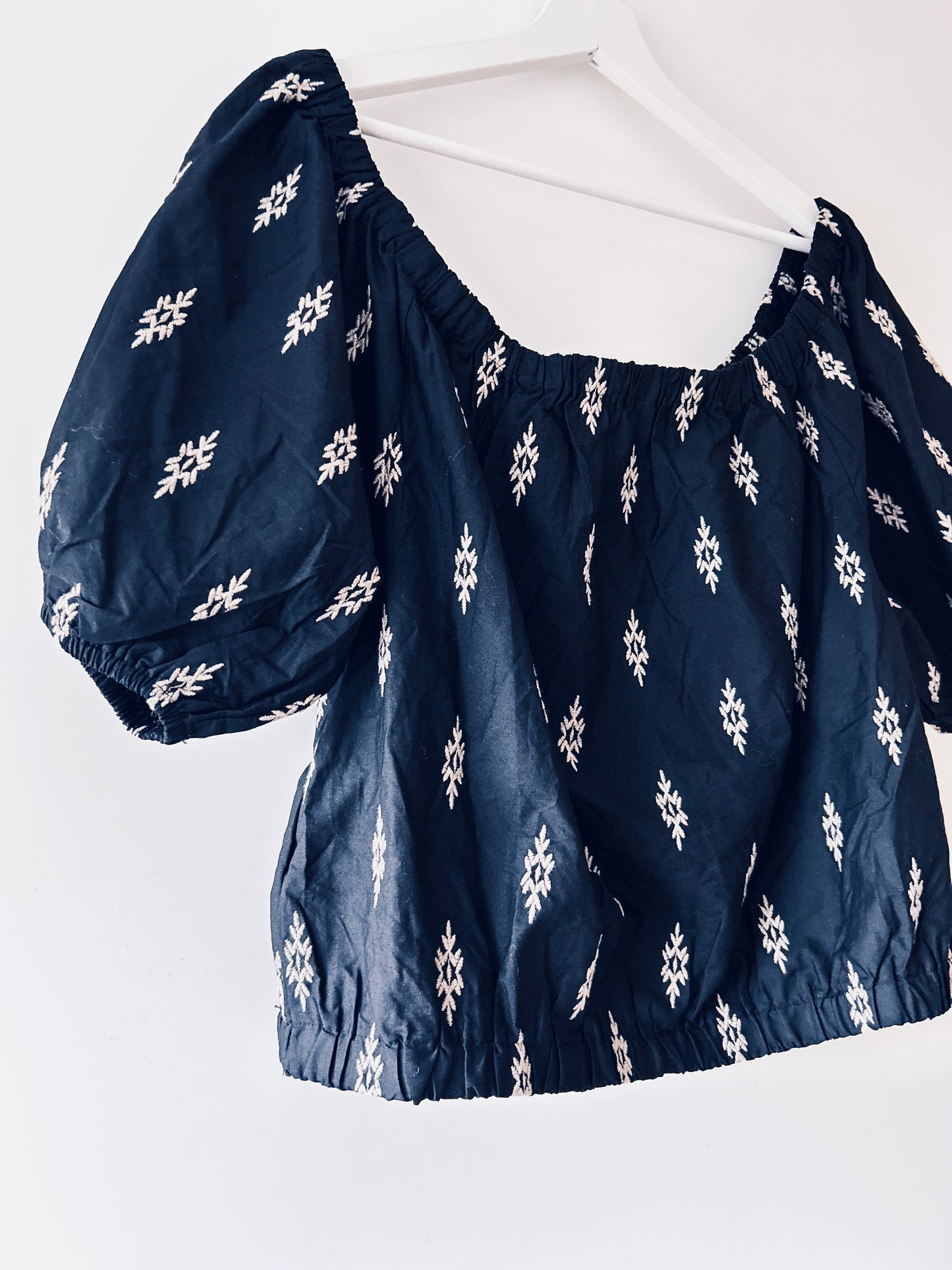 Black embroidered top Shoeby