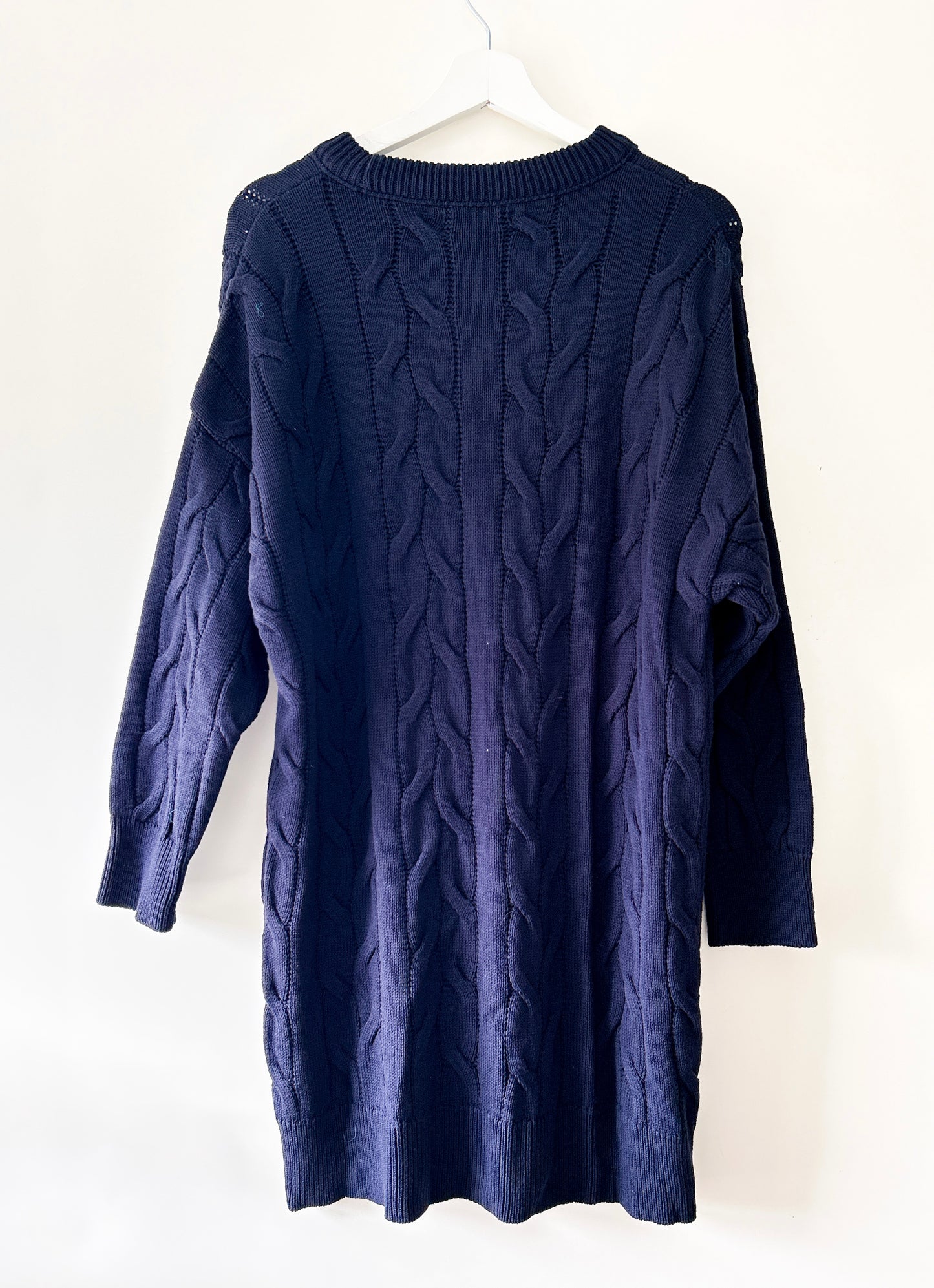 Dark blue knitted cable knit sweater Stradivarius