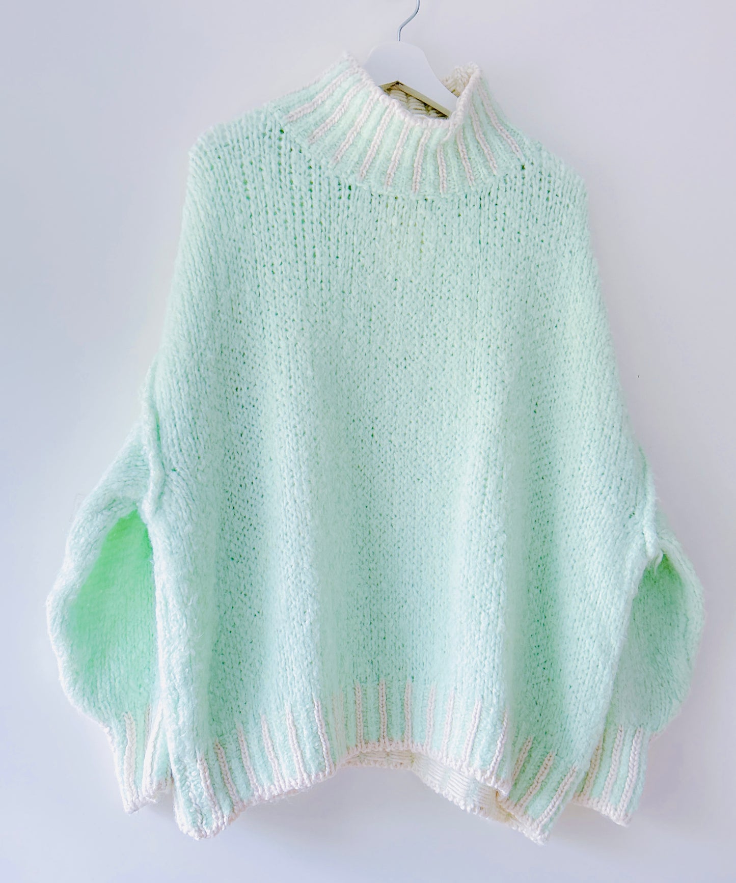 Knitted Sweater - Herringbone collar mint green