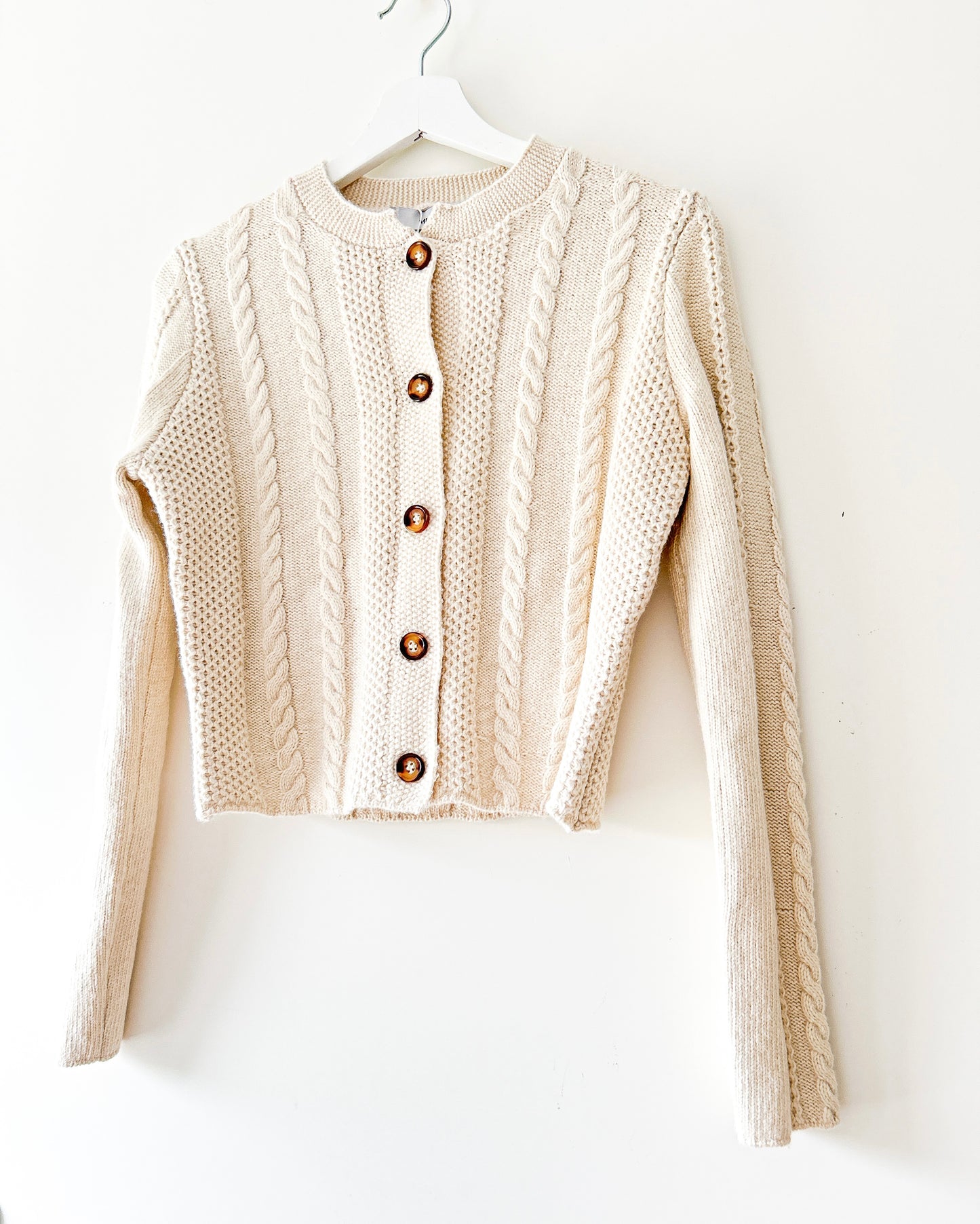 Cream knitted cable cardigan Mango