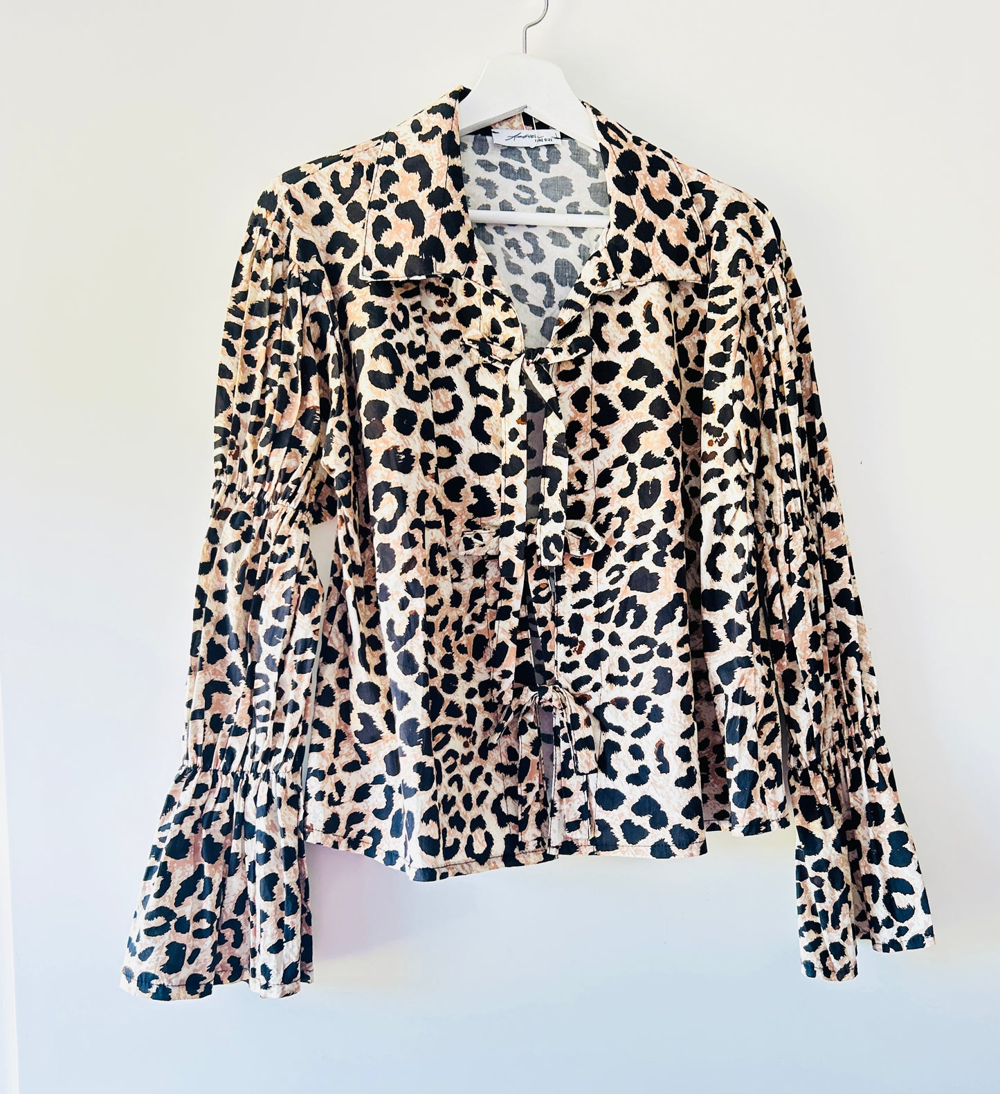 Blouse - cheetah me Ambika