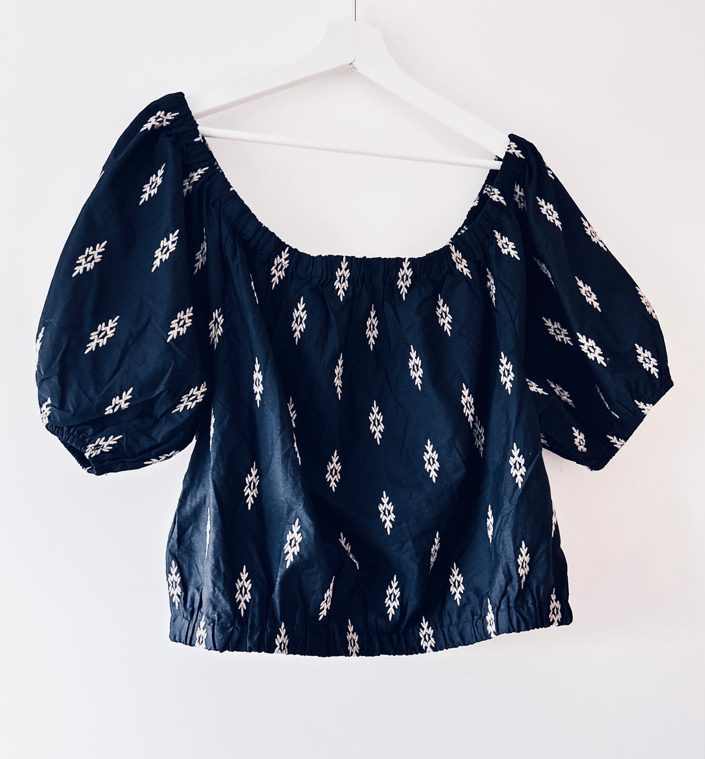 Black embroidered top Shoeby