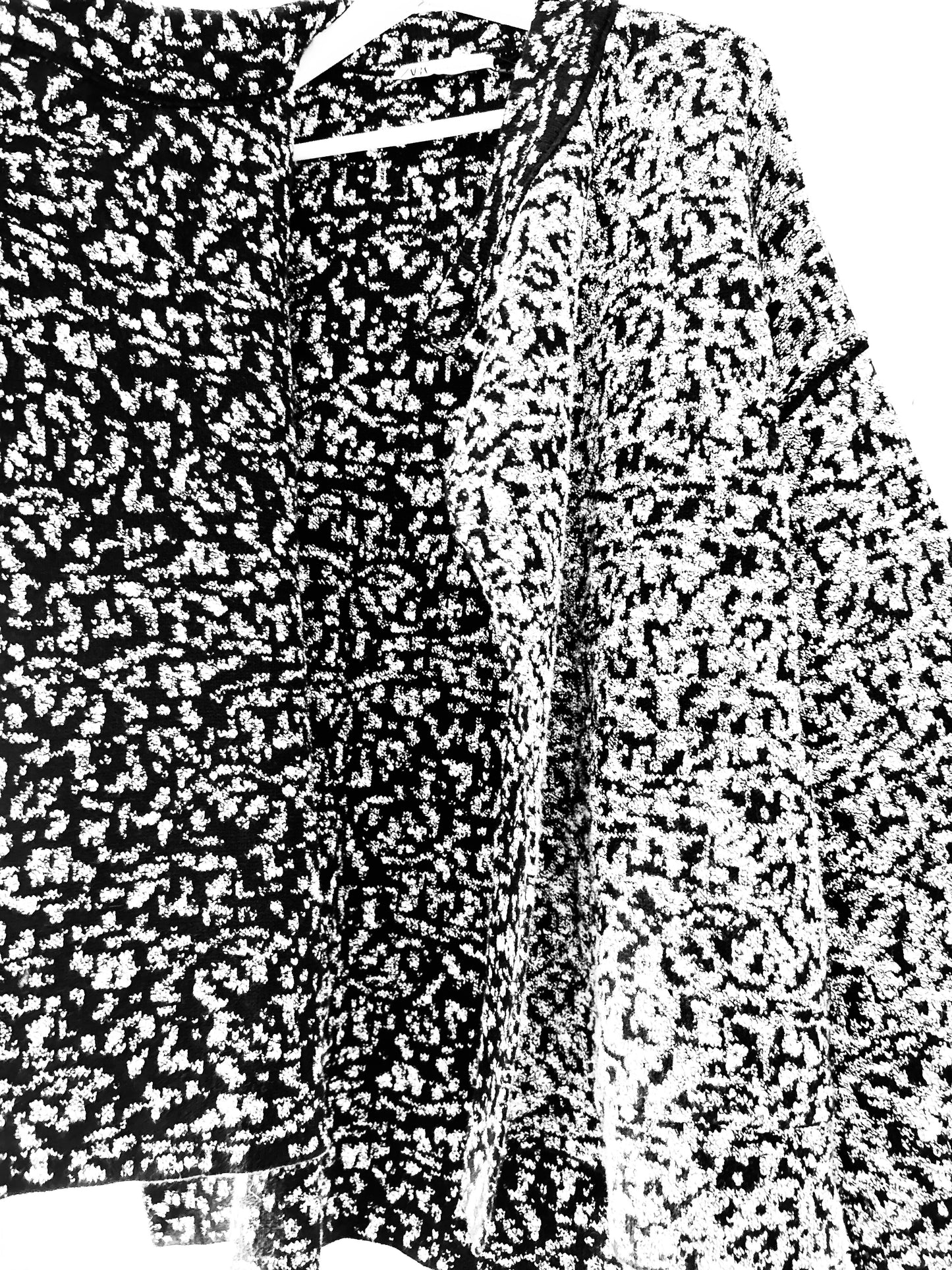 Black/white knitted wrap coat Zara