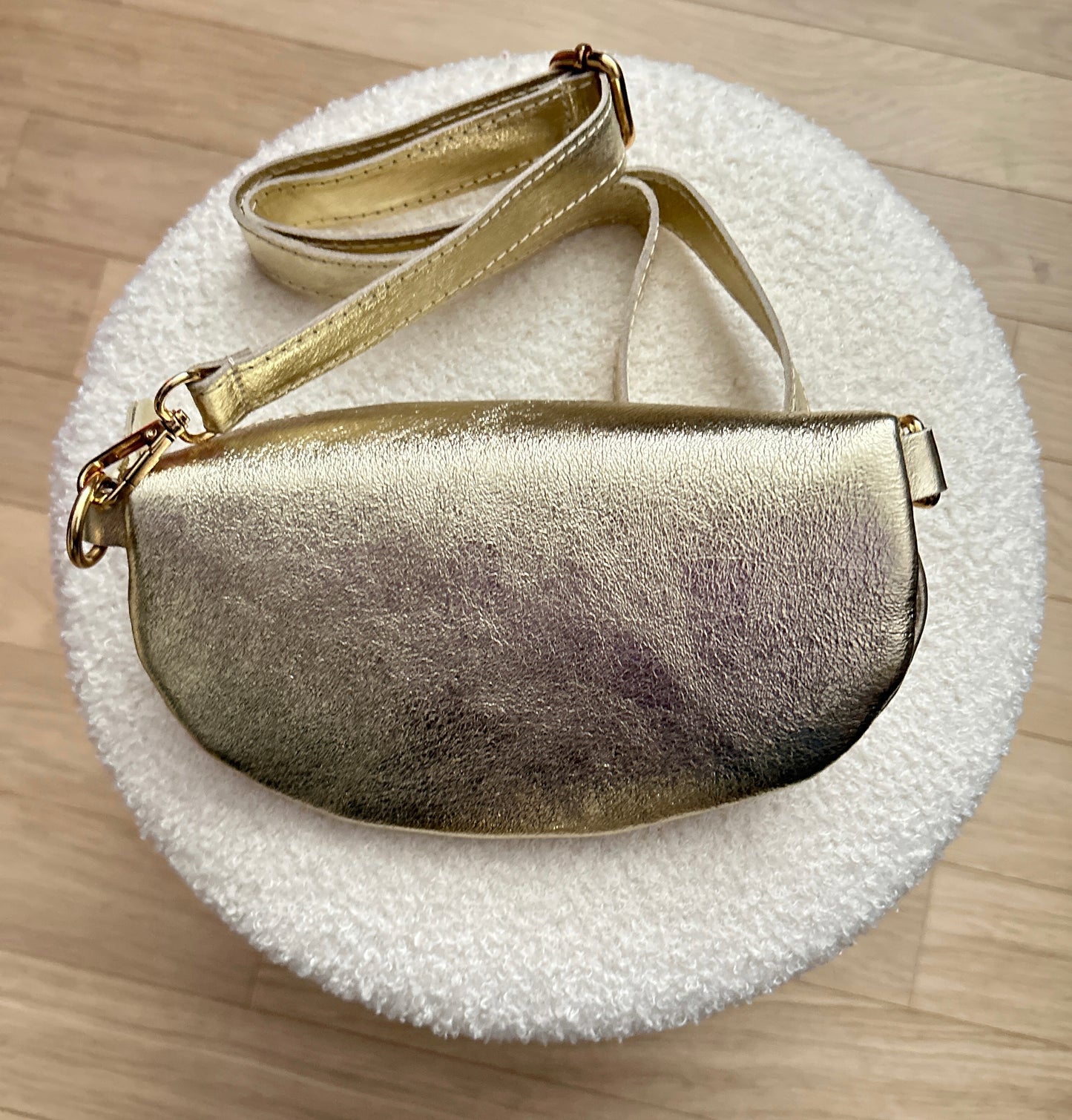 Leren schoudertas - Liora metallic goud