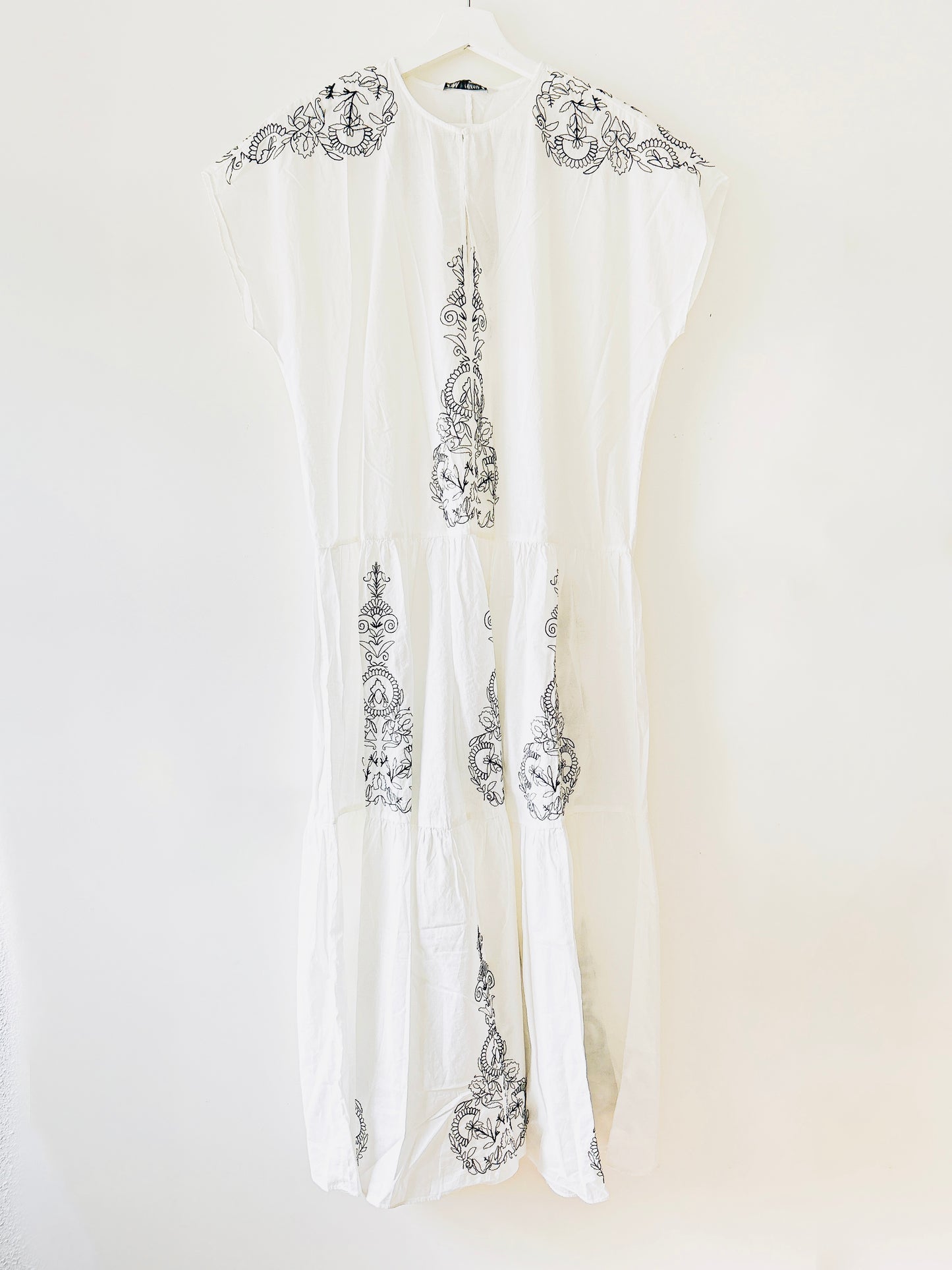 Robe longue asymétrique Zara