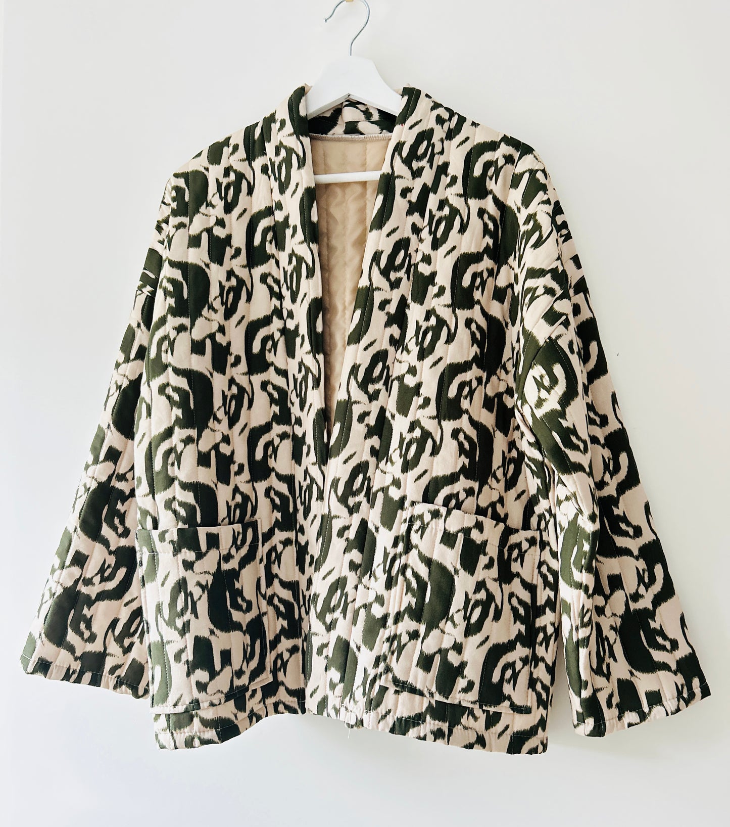 Khaki crème quilted jack