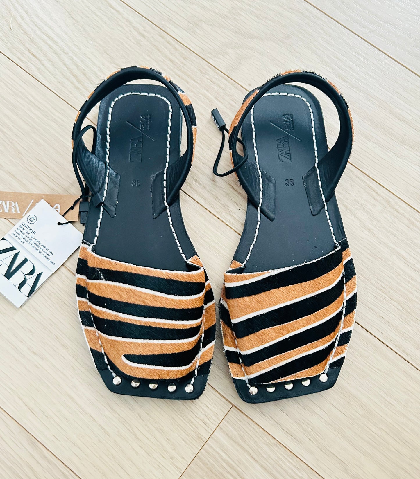 Sandales en cuir zèbre