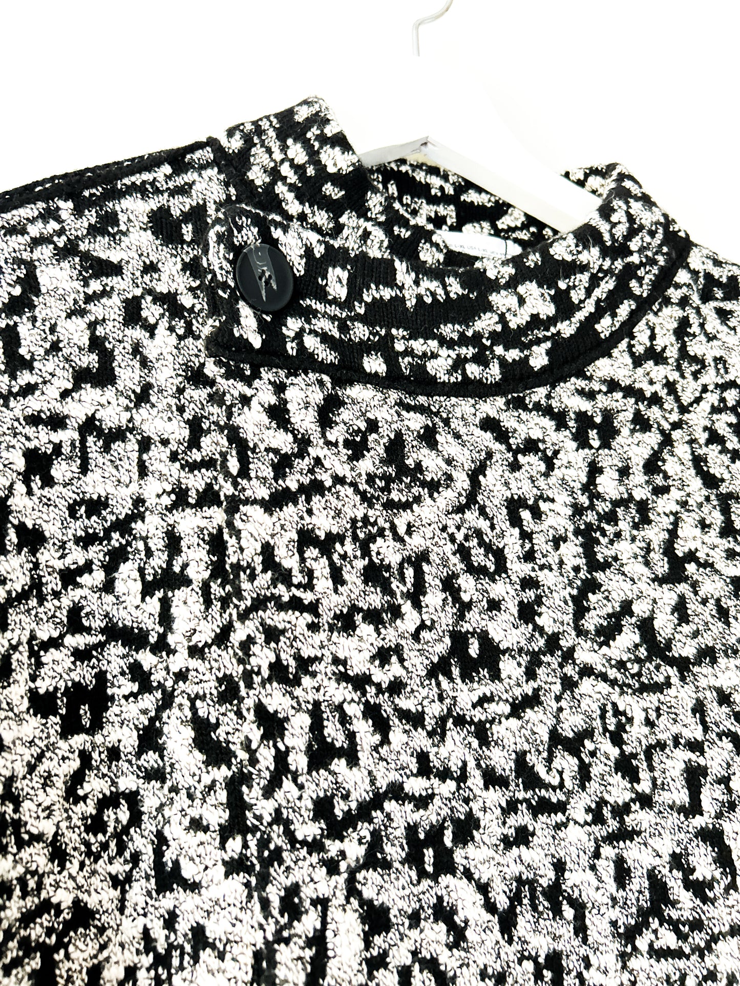 Black/white knitted wrap coat Zara