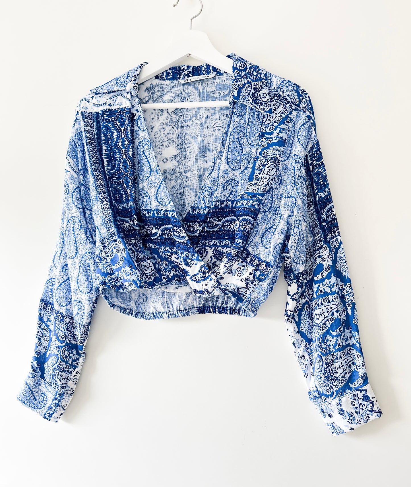 Crop top blouse with print Zara