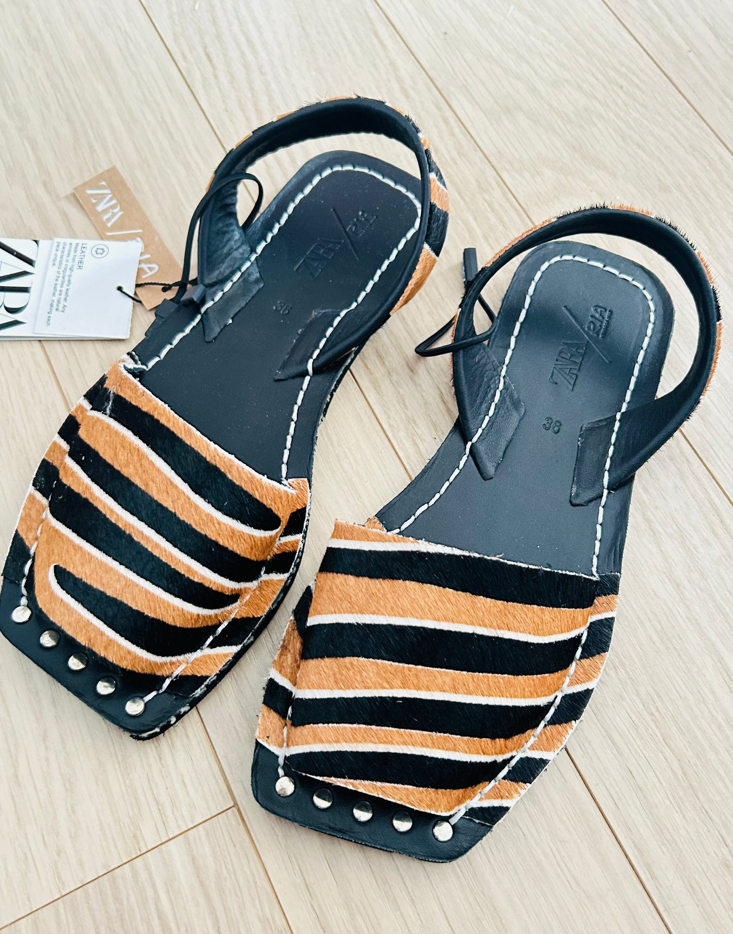 Sandales en cuir zèbre