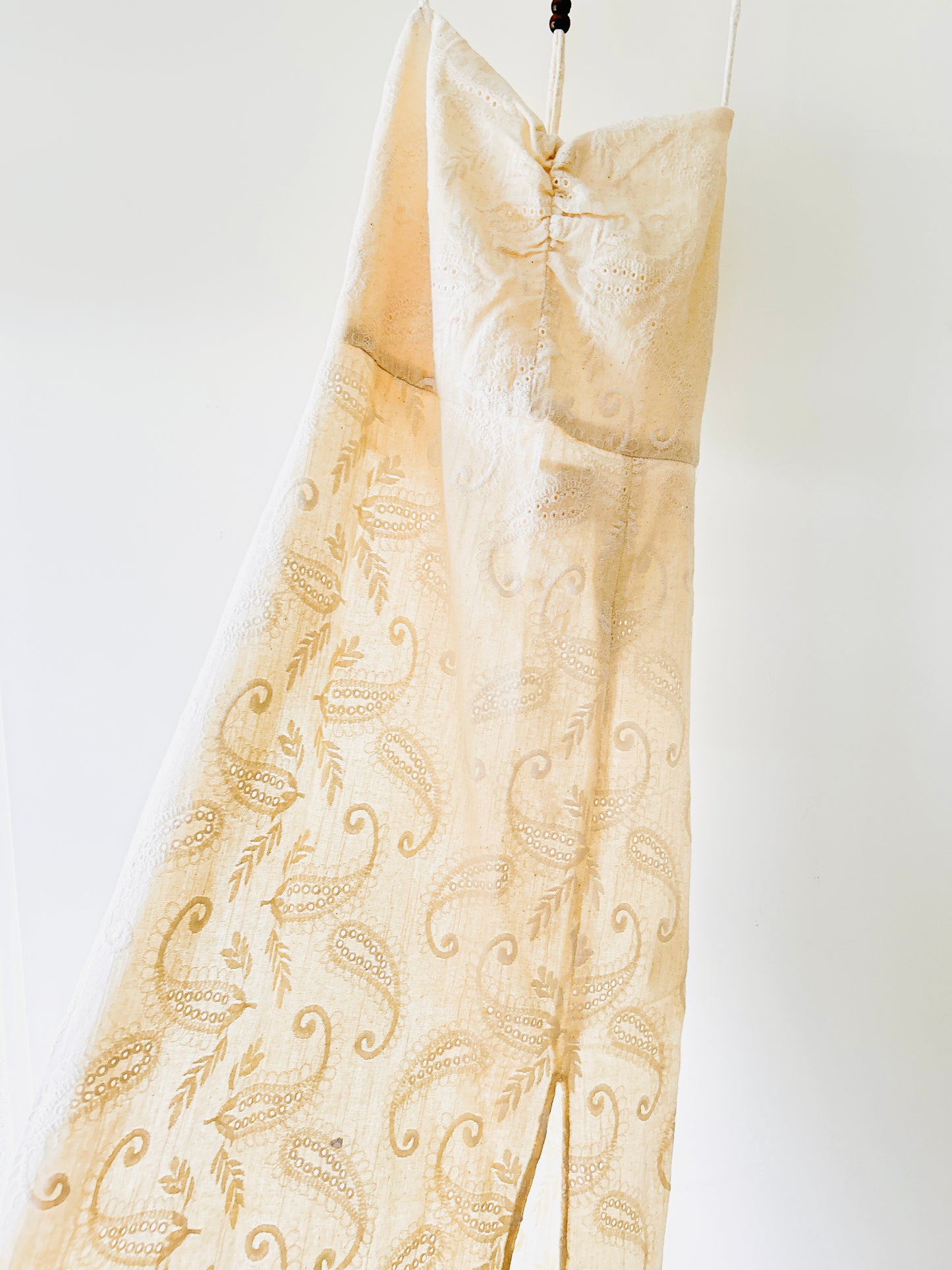 Ecru embroidered long dress Zara