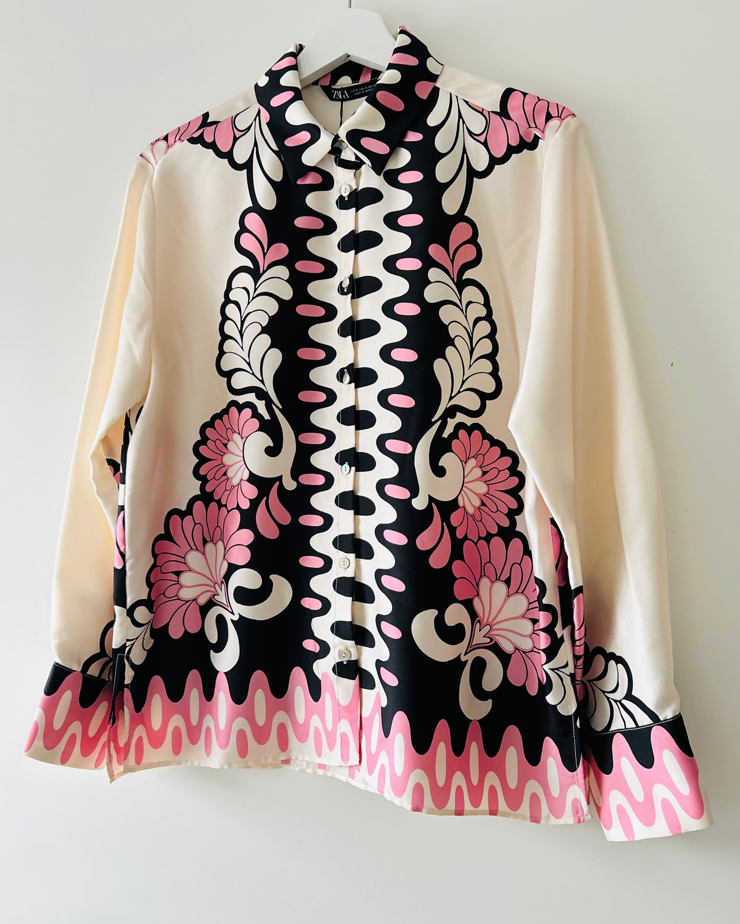 Satin-like blouse Zara