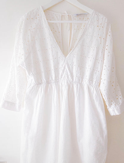 Witte geborduurde mini-jurk Zara