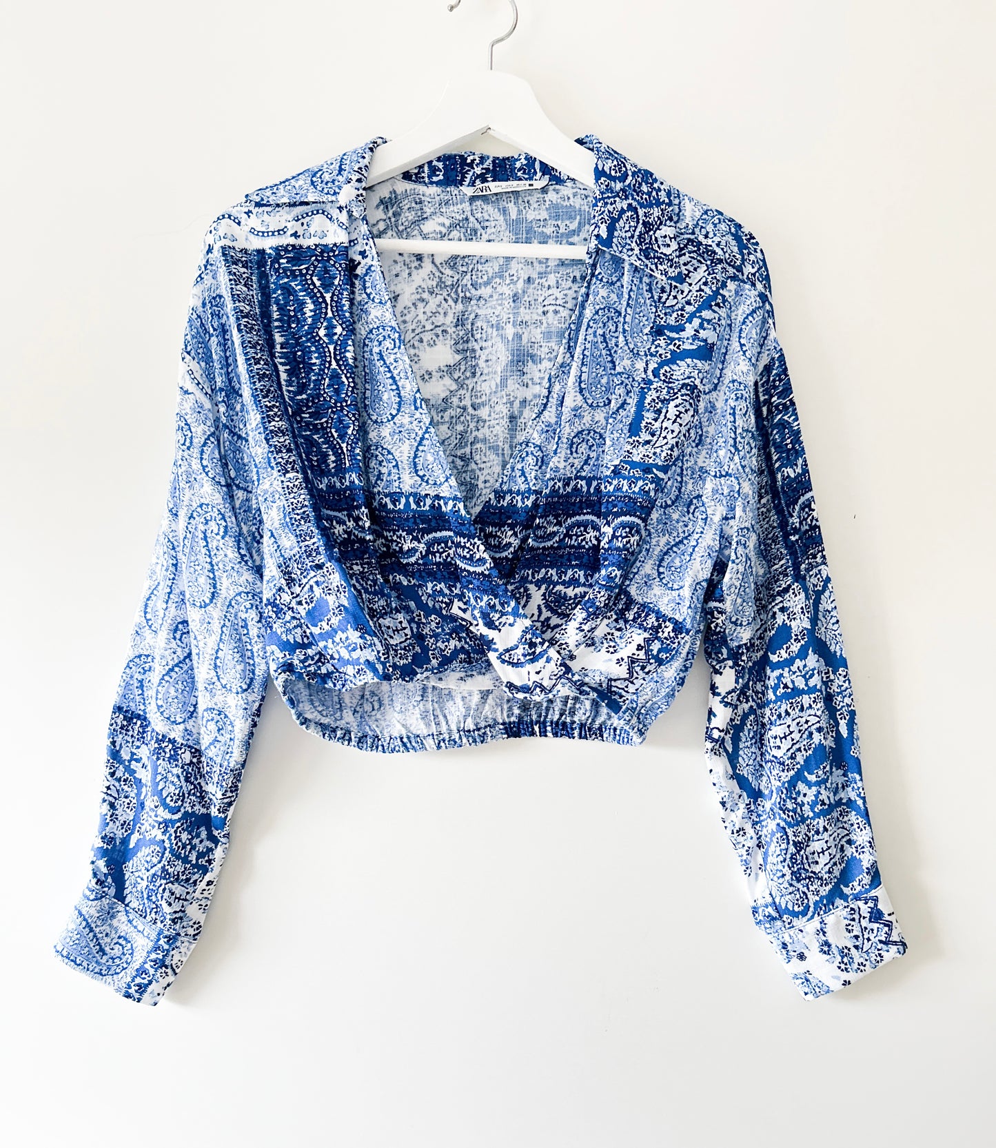Crop top blouse with print Zara