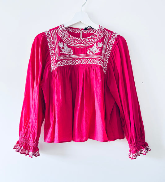 Blouse brodée rose Zara
